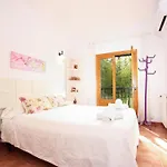 Holiday home Schoene Fuer 8 Personen In Der Naehe Von By Interhome *