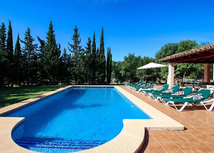 Schoene Fuer 8 Personen In Der Naehe Von By Interhome Польенса