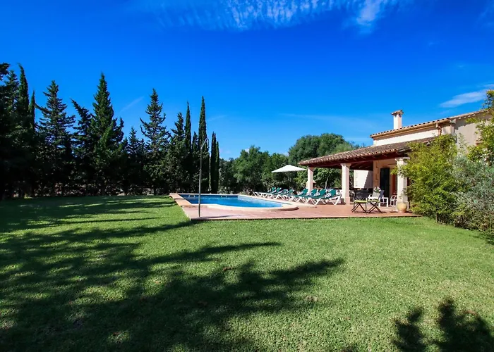 Schoene Fuer 8 Personen In Der Naehe Von By Interhome Дом отдыха *