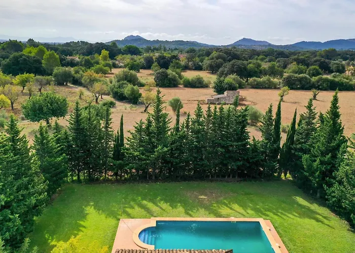 Дом отдыха Schoene Fuer 8 Personen In Der Naehe Von By Interhome *