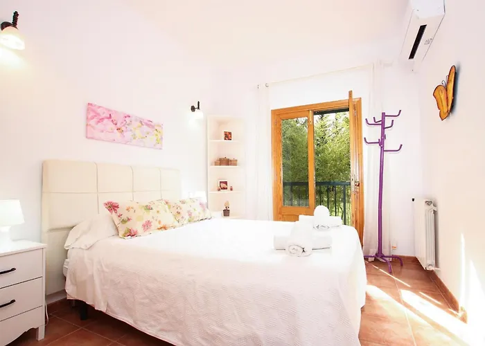 Дом отдыха Schoene Fuer 8 Personen In Der Naehe Von By Interhome *