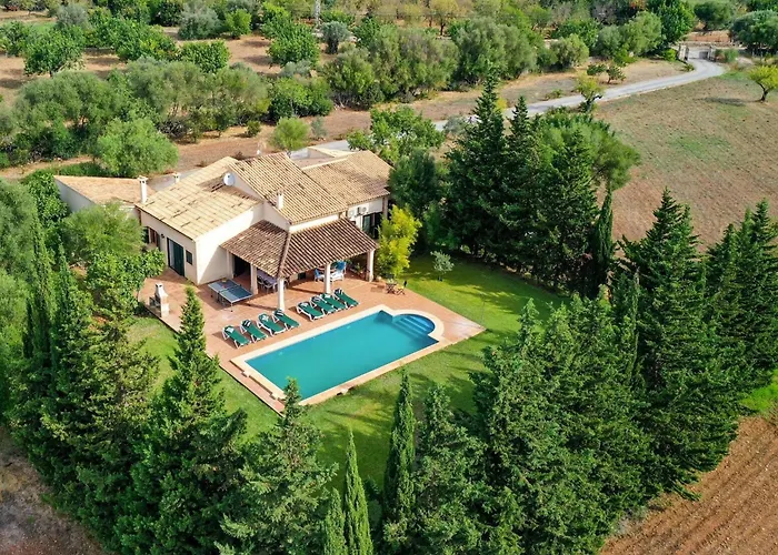 Schoene Fuer 8 Personen In Der Naehe Von By Interhome *