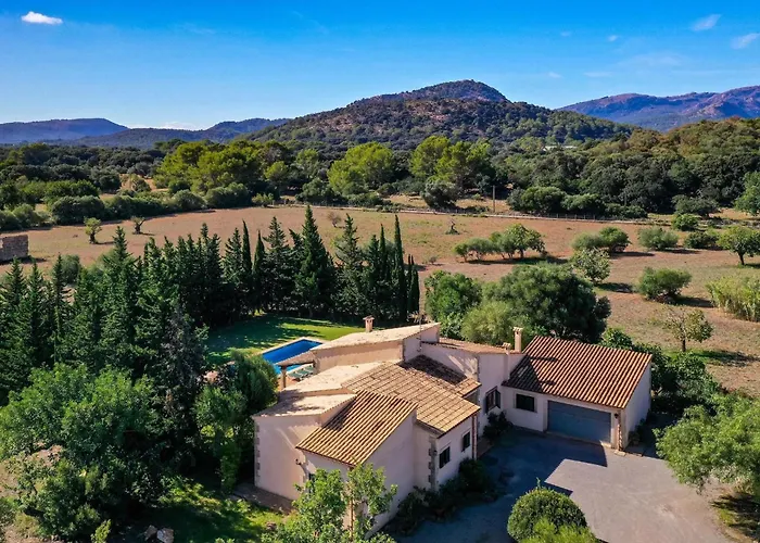 Schoene Fuer 8 Personen In Der Naehe Von By Interhome *